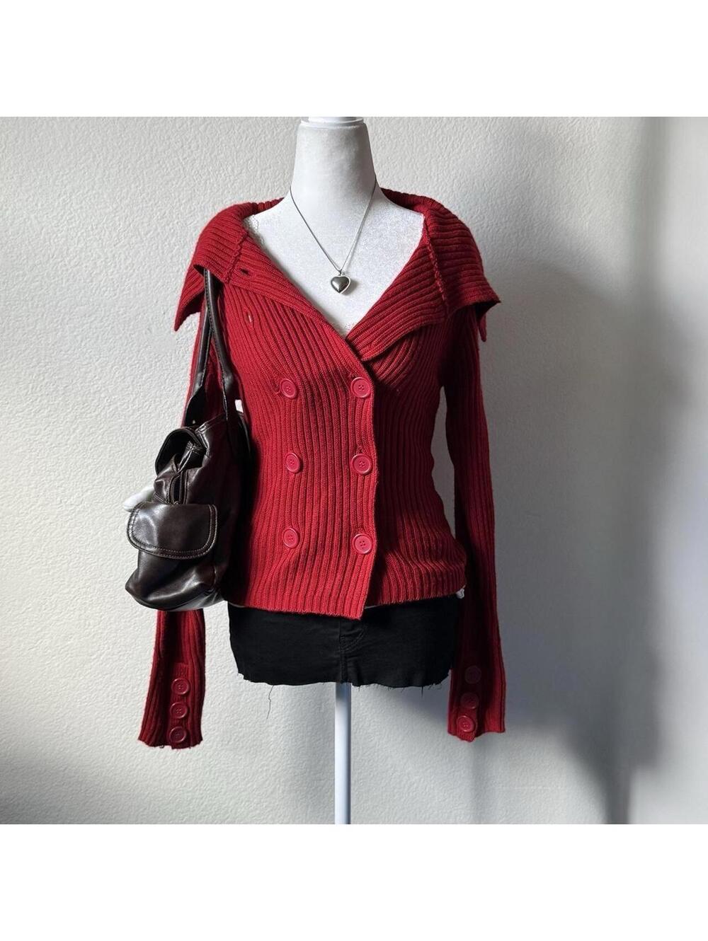 ੈ✩‧₊˚y2k red double button knit sweater with button sleeves